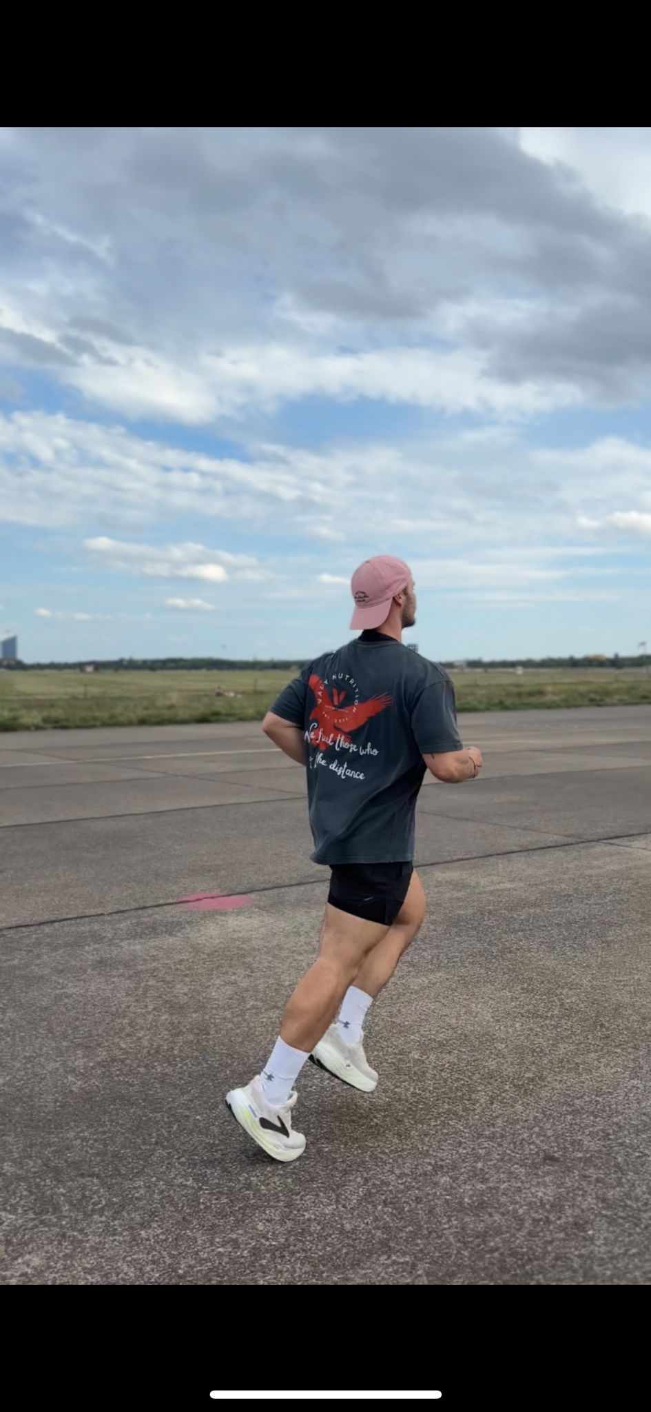 Oversize Shirt - We fuel those who go the Distance